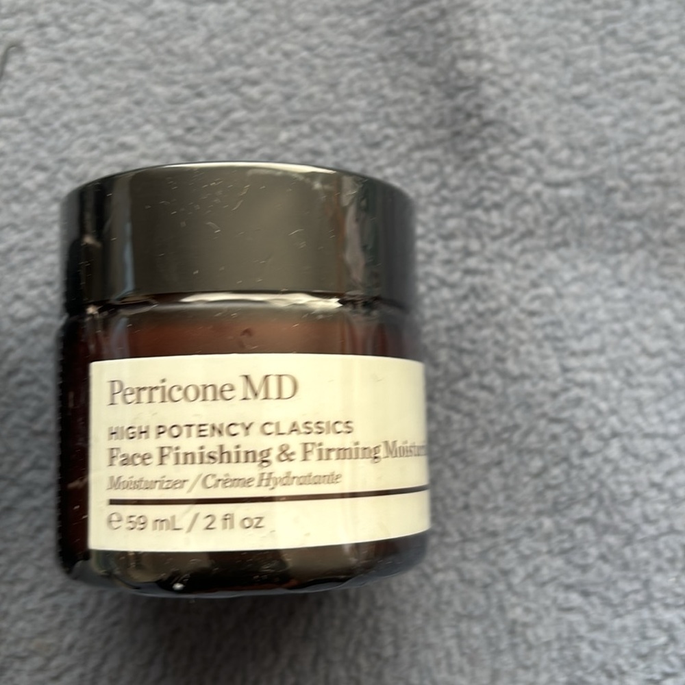 Petticord MD— facial expression beauty group - Picture 2 of 6